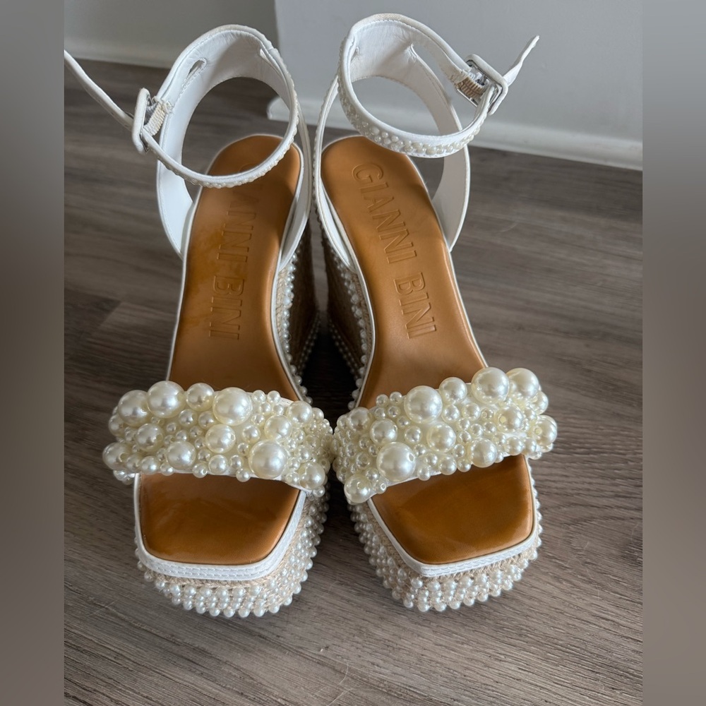 Gianni Bini Pearl Embellished White Wedges
